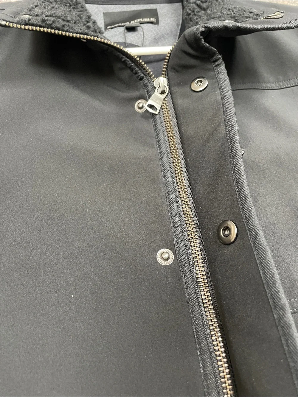 Banana Republic Men’s Black Lightweight Jacket with Sherpa Collar